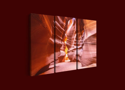 Navajo Upper Antelope Canyon in Arizona AOA14313 {x3}