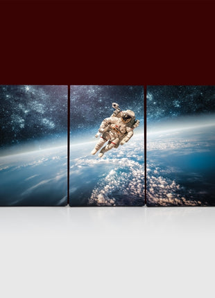 astronaut in outer space AOAY1013 {3x}