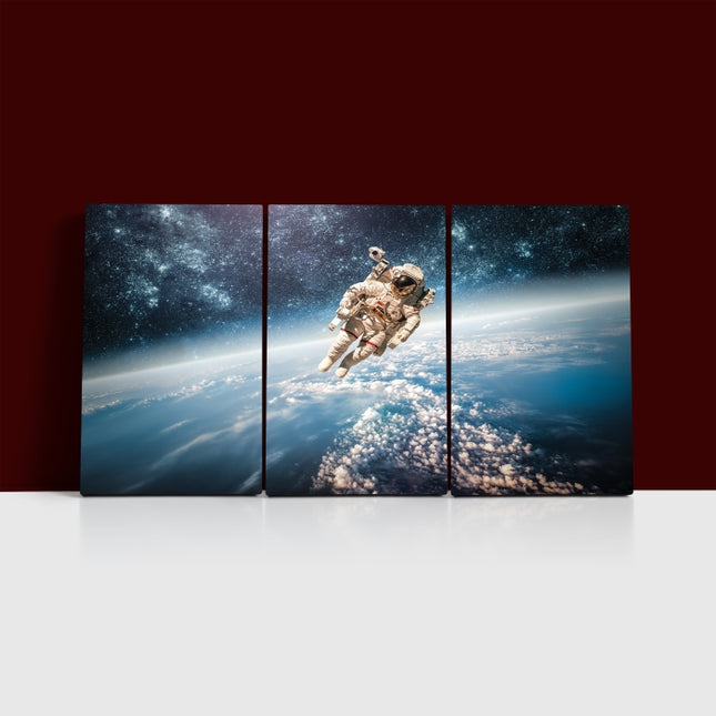 astronaut in outer space AOAY1013 {3x}