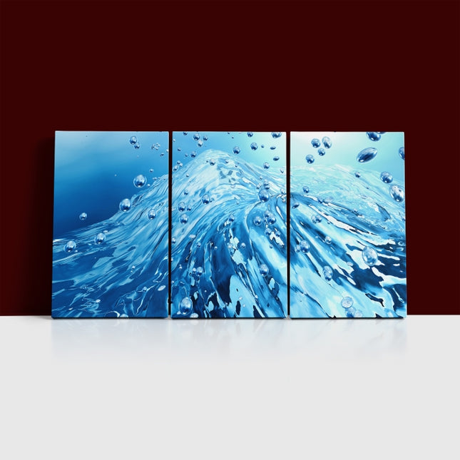 A dynamic Clear water aqua bubbles splash AOA14287 {3x}