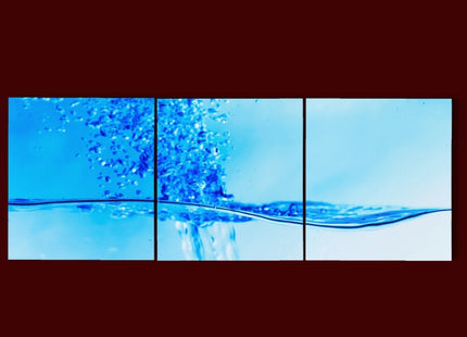A dynamic Deep Blue water splash aqua bubbles AOA14289 {3x}
