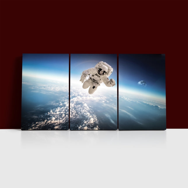 astronaut in outer space AOA13172 {3x}